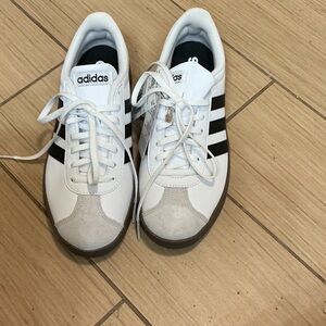 Adidas Women’s White & Black VL Court Base Low-Top Sneakers